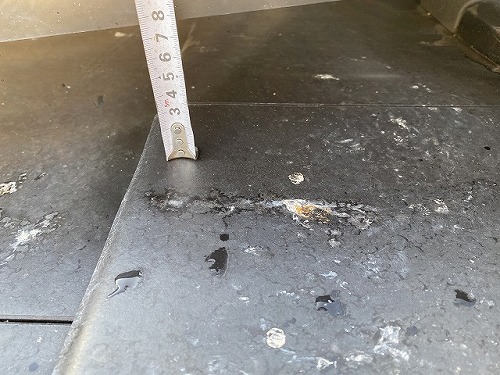 屋根の鳥被害　フン　屋根